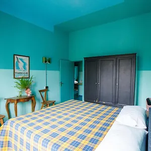 B&B La Bougainville Viareggio Surfers Friendly 2* Viareggio